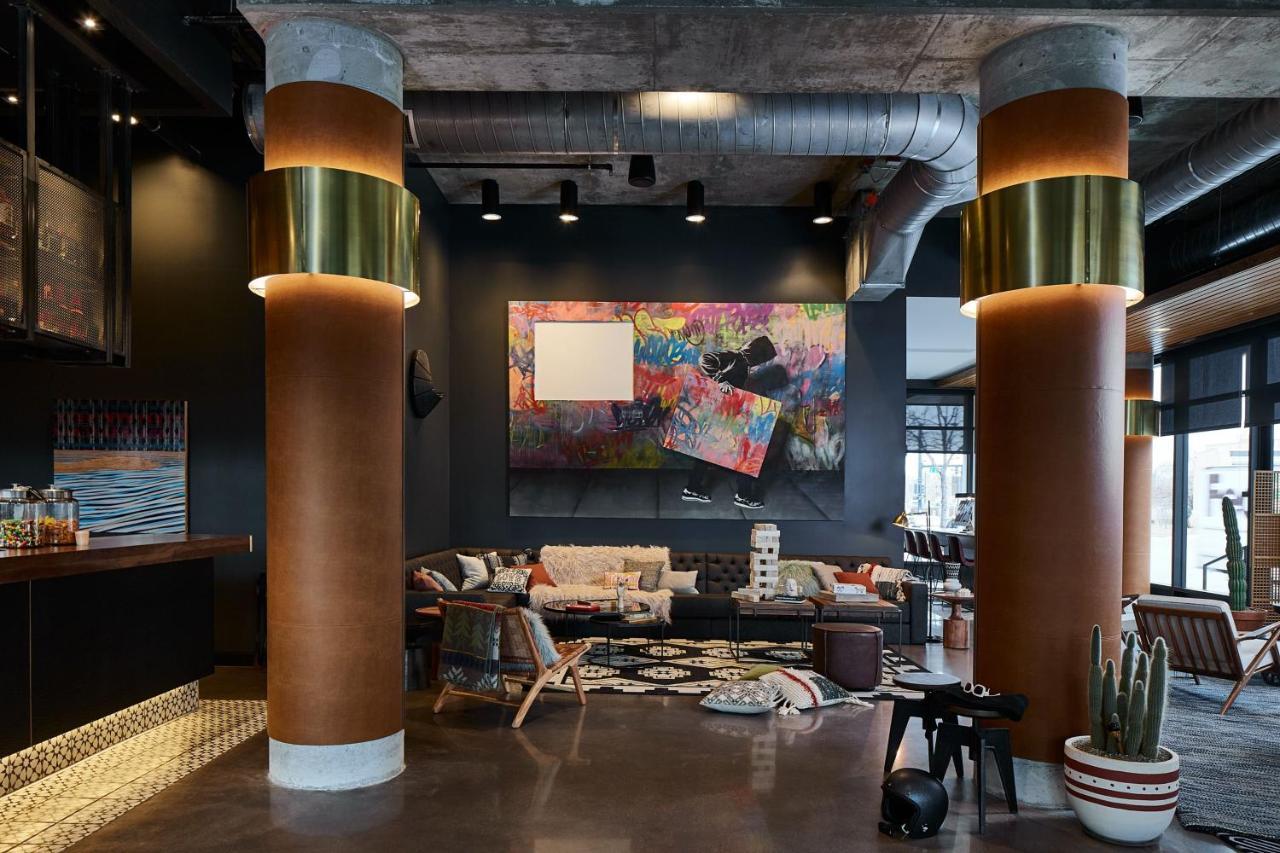 Moxy Denver Cherry Creek Exterior photo